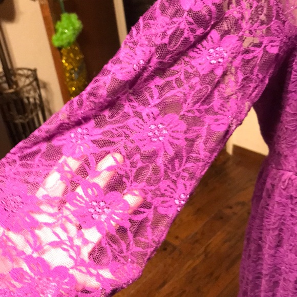 Purple Victorian Lace Dress - Picture 7 of 7